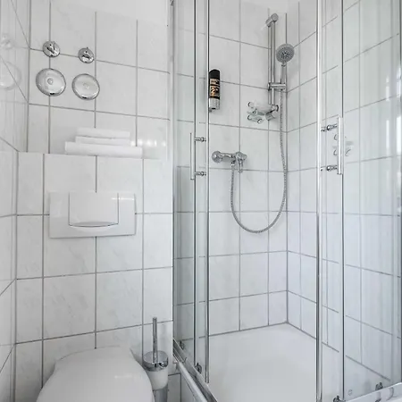 Hotel Rosenhof Tw 113 *